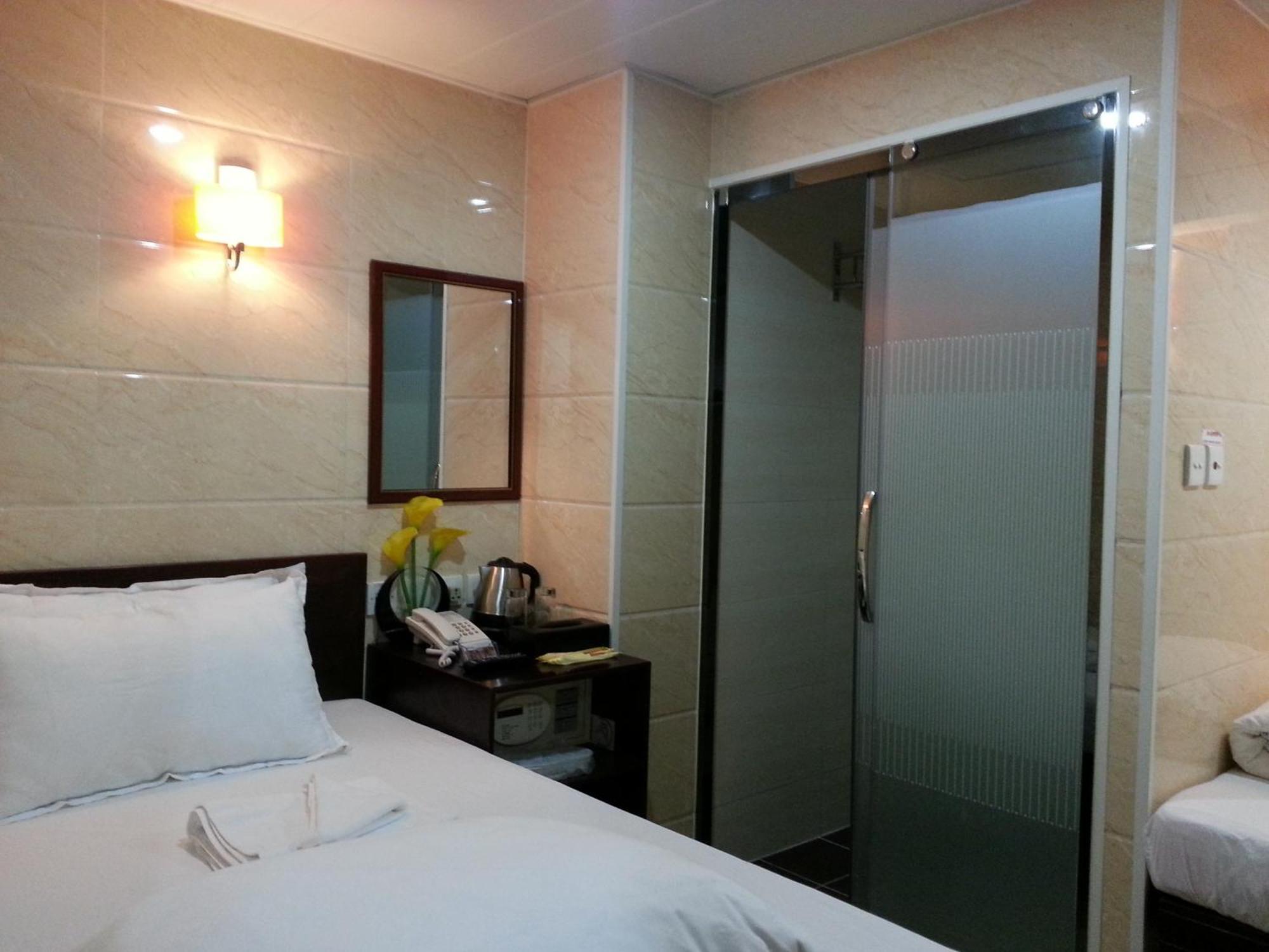 Sun Guest House Hong Kong Exterior photo