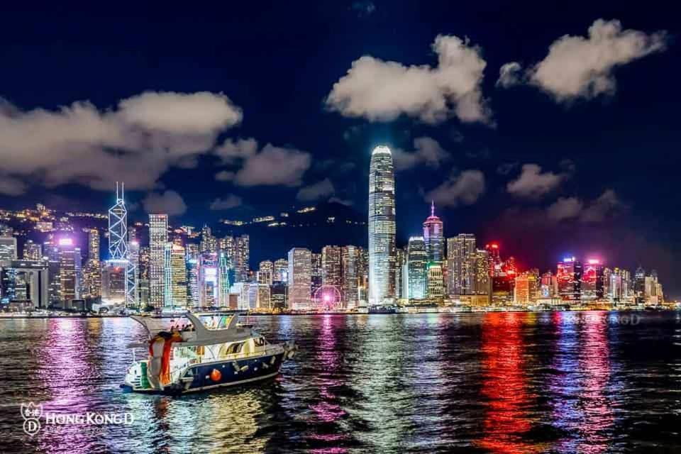 Sun Guest House Hong Kong Exterior photo