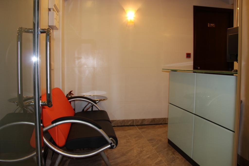 Sun Guest House Hong Kong Exterior photo
